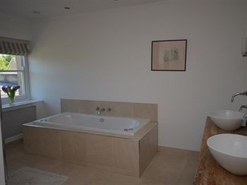 Longworth Villa Cheltenham Bagian luar foto